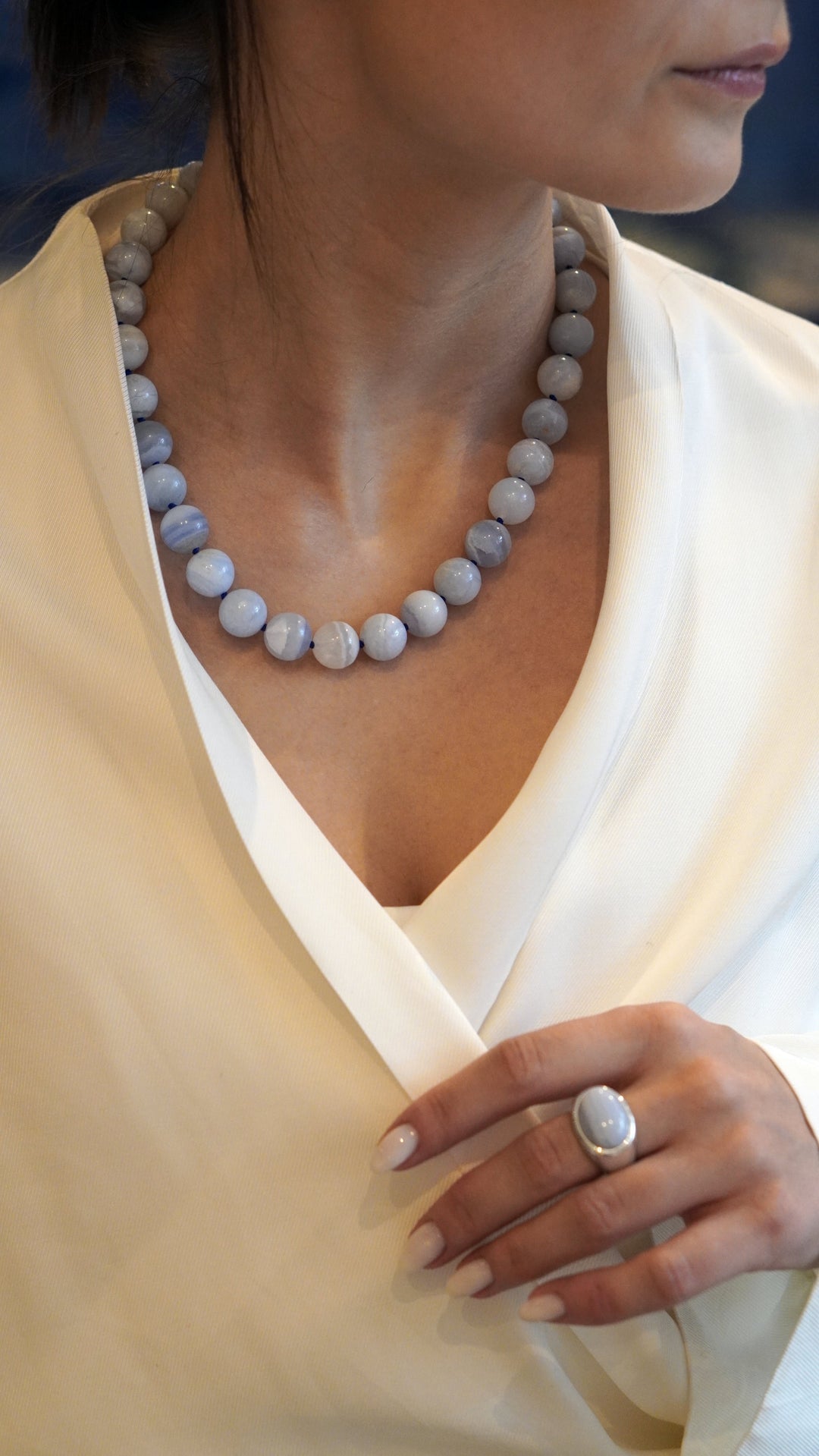 Srebrny sygnet z chalcedonem