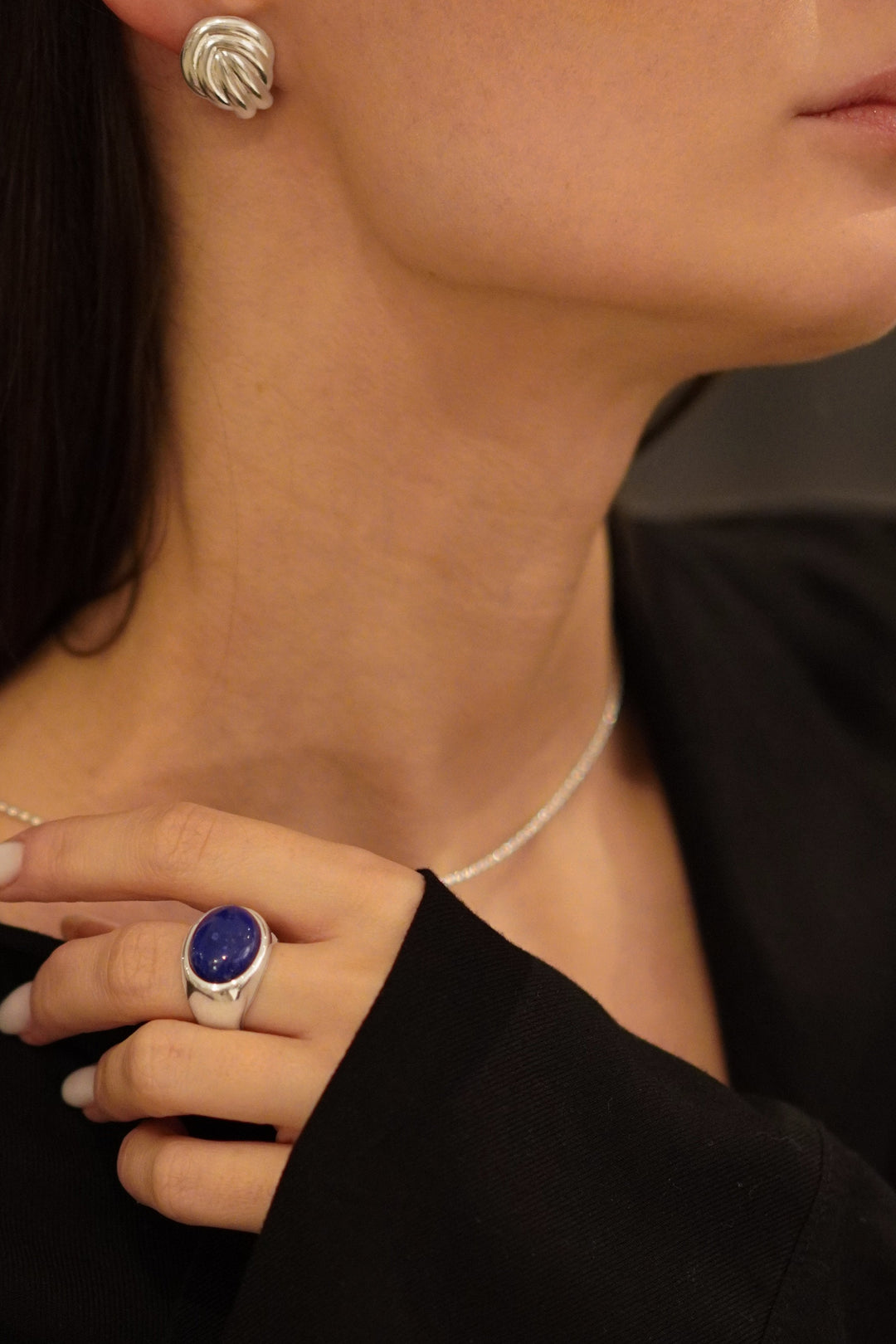 Srebrny sygnet z lapis lazuli